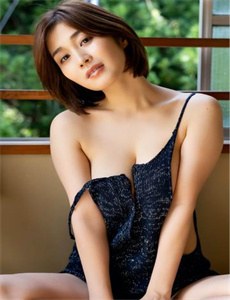 《小尤奈车里6分钟视频-张津瑜6分35秒哪里看》