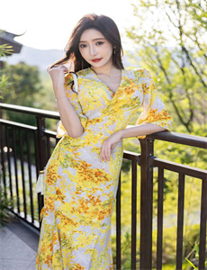 《熟透的岳跟岳弄了69视频-大胸妹》