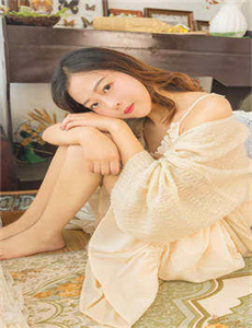 《我和岳坶 双飞-重庆美妈拍喂奶照》